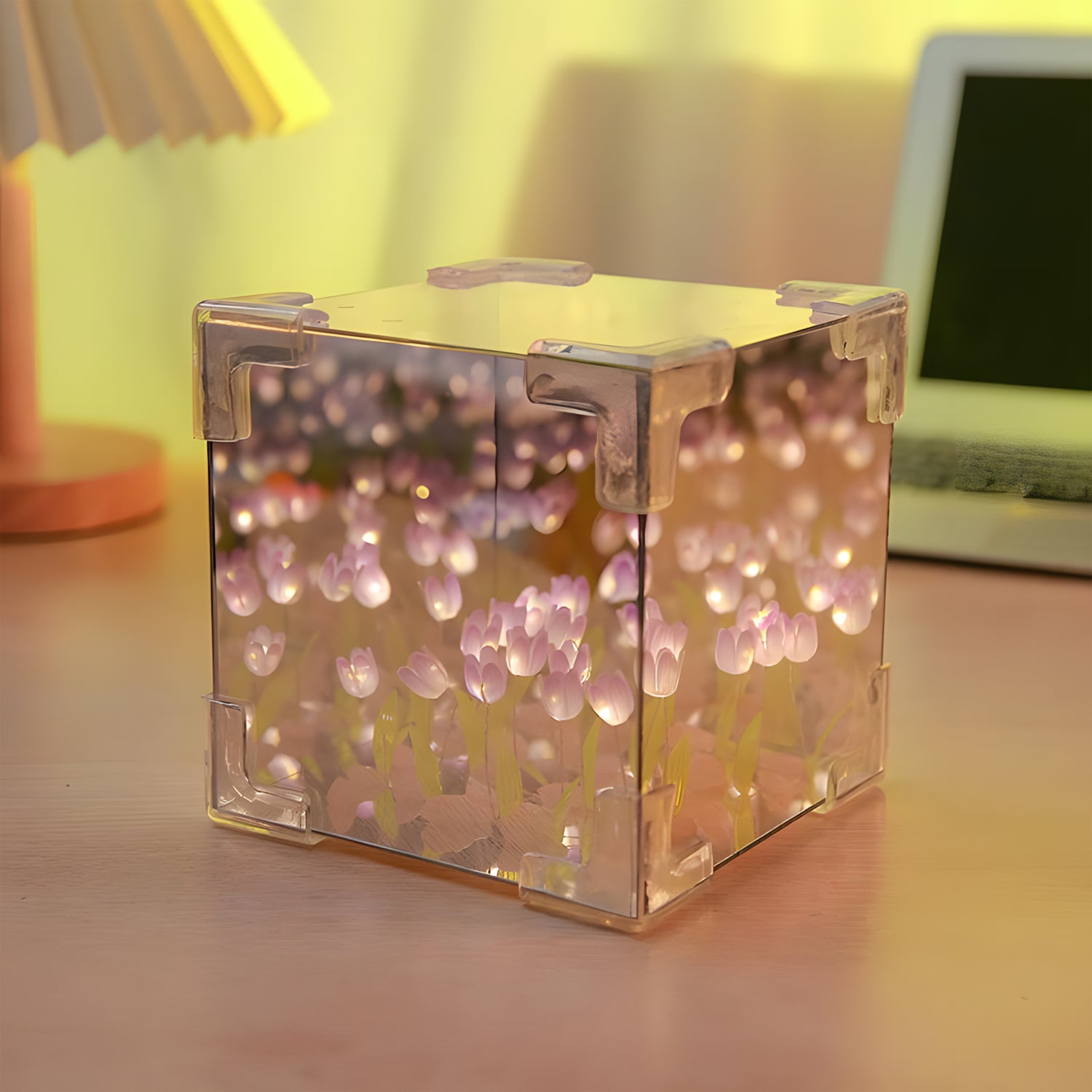 Tulip Cube Lamp, DIY Flowers Tulip Lamp, Cube Flower Night Light, Handmade Square Mirror Tulips Table Lamp Desktop Decoration