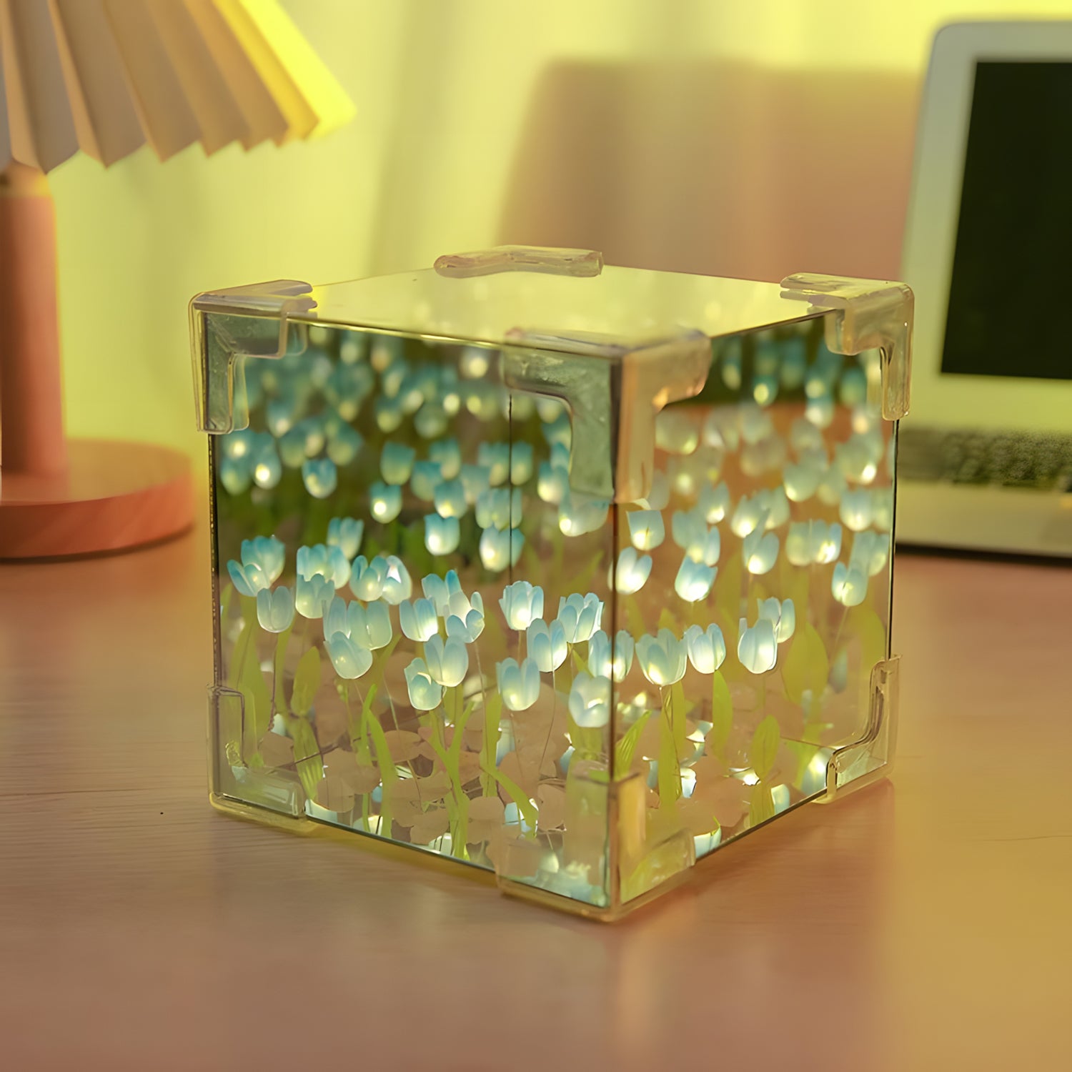 Tulip Cube Lamp, DIY Flowers Tulip Lamp, Cube Flower Night Light, Handmade Square Mirror Tulips Table Lamp Desktop Decoration